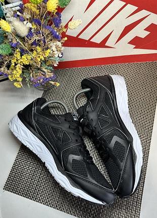 Оригінальні кросівки karrimor 6