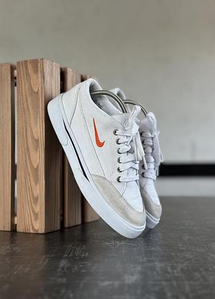 Кросівки nike