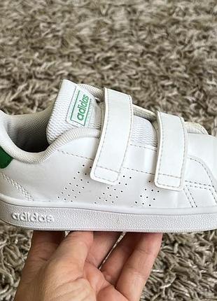 Кросівки adidas 26 розміру 6