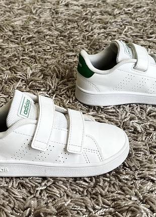 Кросівки adidas 26 розміру 4