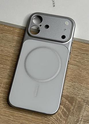 Чехол на iphone 17 серебряный с магнитами магсейф white premium matte