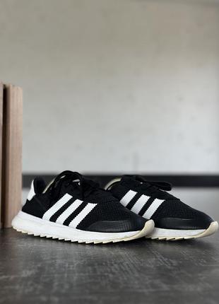 Кросівки adidas 2