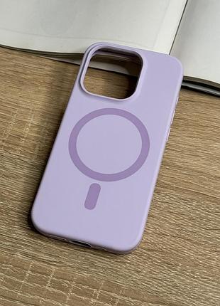 Силіконовий чохол на iphone 15 pro з magsafe, світлий фіолетовий матовий з м’якою підкладкою silicone case