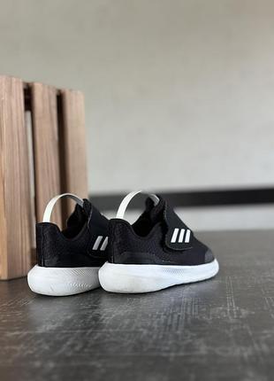 Кросівки adidas 5