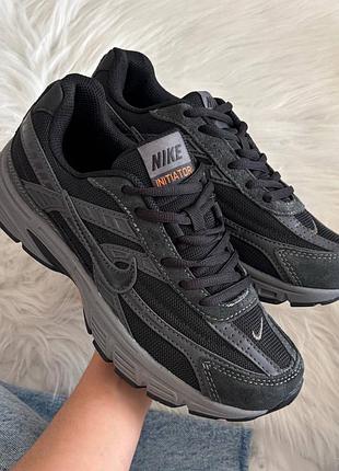 Nike initiator grey black 2