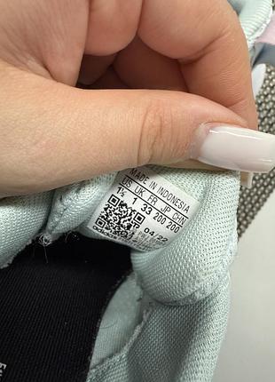 Оригинальные кроссовки adidas 2