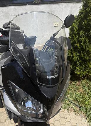 Накладки лобового стекла на suzuki v-strom 650