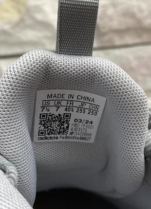 Оригінальні кросівки  adidas ozweego 6