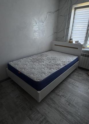 Ліжко з матрацом