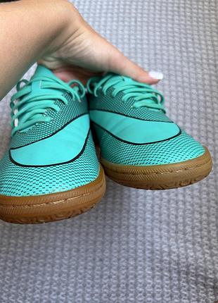 Футзалки  nike bravata 6