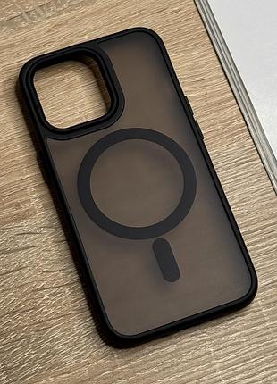 Противоударный чехол на iphone 13 pro max с magsafe, черный матовый с магнитами matte case