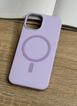 Силіконовий чохол на iphone 14 з magsafe, світлий фіолетовий матовий з м’якою підкладкою silicone case