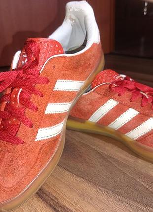 Adidas gazelle червоні 🔴