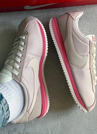 Nike cortez light soft pink 2