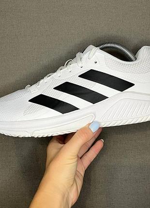 Кроссовки adidas 44 р