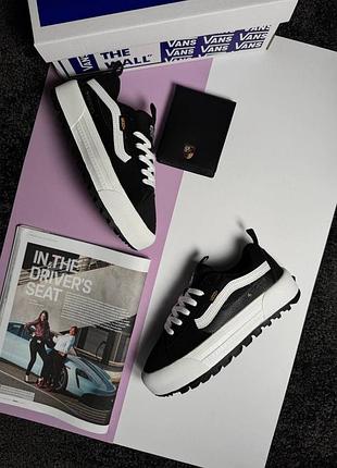 Женские кроссовки vans old skool mte-1 gtx black white 39