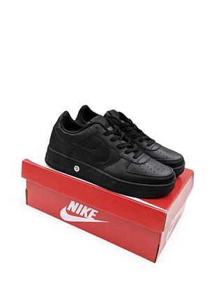 Кроссовки nike air force 1 черные (женские/человечи)