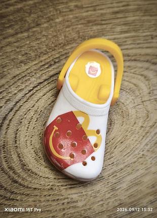 Crocs з happy meal від  mcdonald's 2024 ціна за два 3