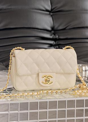 Сумка chanel classic flap mini bag молочный е.