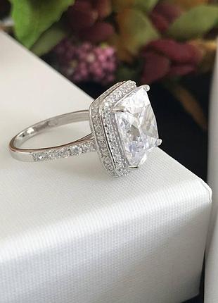 Кольцо серебро 925 с камушками
