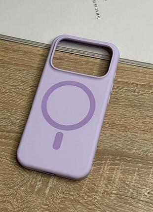 Силіконовий чохол на iphone 17 pro з magsafe, світлий фіолетовий матовий з м’якою підкладкою silicone case