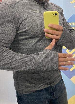 Олімпійка кофта реглан nike dri-fit. розмір м.