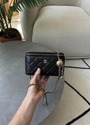 Женская сумочка chanel classic с золотистой фурнитурой чёрная 17 х 11 х 8 см