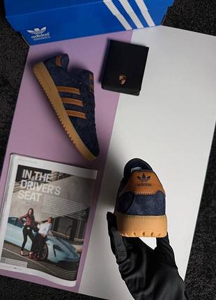 Женские кроссовки adidas bermuda dark navy caramel