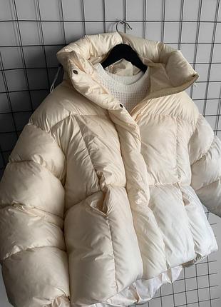 Женская дутая зимняя куртка с капюшоном пудровая l/xl