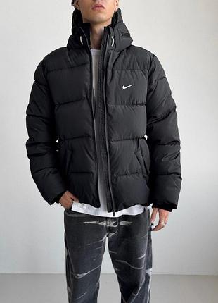 Чоловіча зимова куртка nike чорна до -25*с коротка пуховик найк з капюшоном (b)