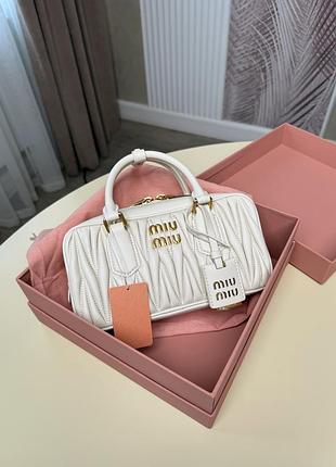 Miu miu arcadie cream leather bag 23x12