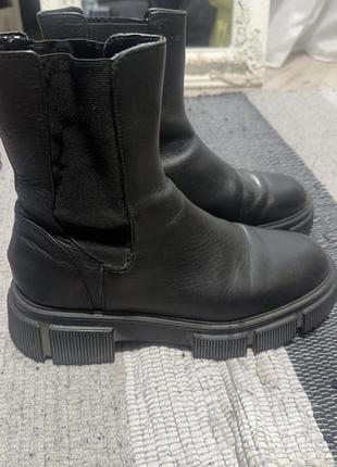 Челсі черевики zara 2