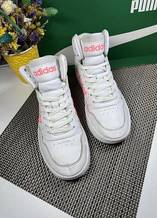 Оригинальные кроссовки adidas 2