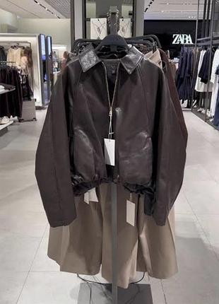 Бомпер шкіряна куртка zara
