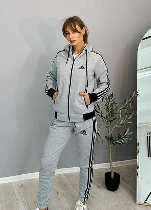 Женский зимний спортивный костюм adidas серый с капюшоном на молнии комплект адидас на флисе l (b)