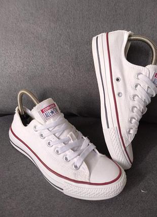 Классические низкие белые кеды размер 37.5 конверсы converse
