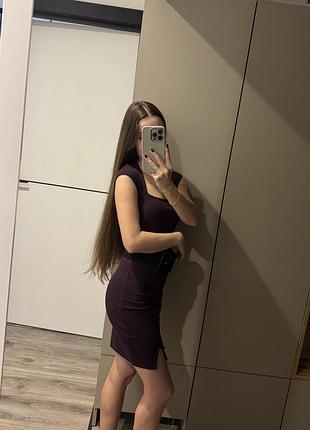 Сукня облягаюча бордова 2