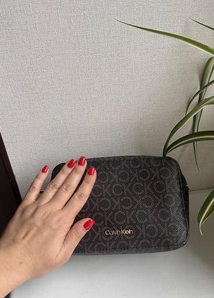Сумка крос боді calvin klein 3