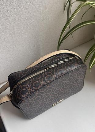 Сумка крос боді calvin klein 4