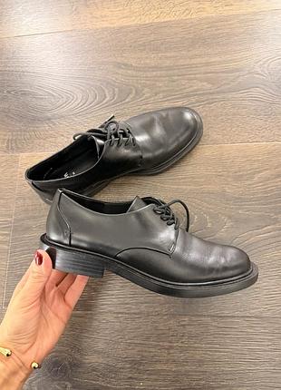 Шкіряні туфлі zara,оксфорди,дербі 36 розмір