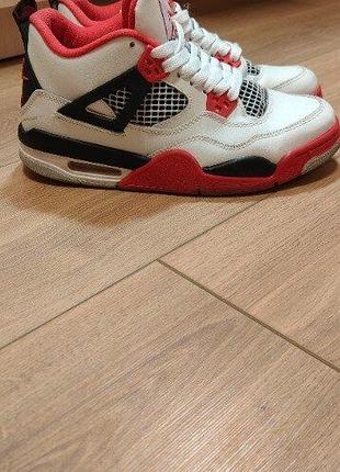 Кроссовки nike jordan