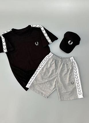 Мужской летний костюм fred perry футболка шорты кепка черный с серым комплект фред перри с лампасами xxl (b)
