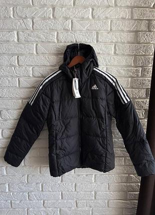 Жіночий adidas пуховик м