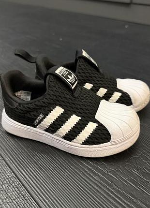 Кросівки adidas 3