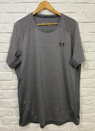 Футболка under armour