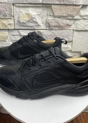 Оригінальні кросівки nike defy all day