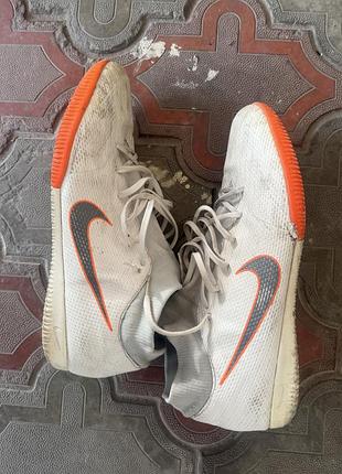 Сороконіжки nike 44 4