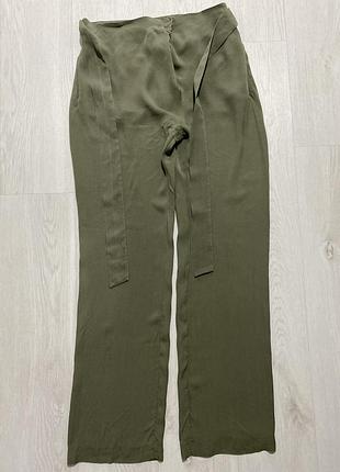 Zara woman