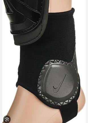 Захист для гомілкостопа nike