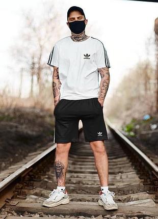Мужской летний костюм adidas футболка + шорты + носки в подарок белый с черным адидас на лето xl (bon)